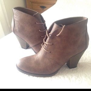 Mia brown booties